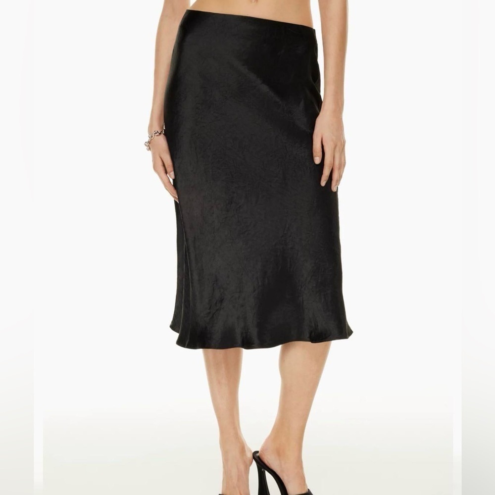 Aritzia Wilfred Only Slip Skirt